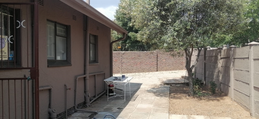 5 Bedroom Property for Sale in Rensburg Gauteng