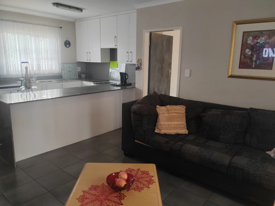 5 Bedroom Property for Sale in Norkem Park Gauteng