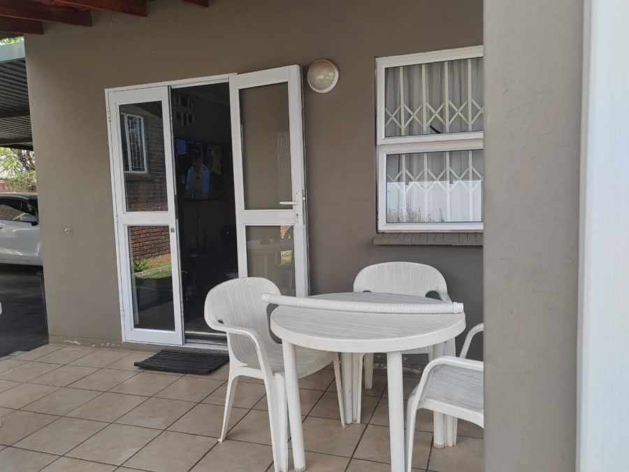 5 Bedroom Property for Sale in Norkem Park Gauteng