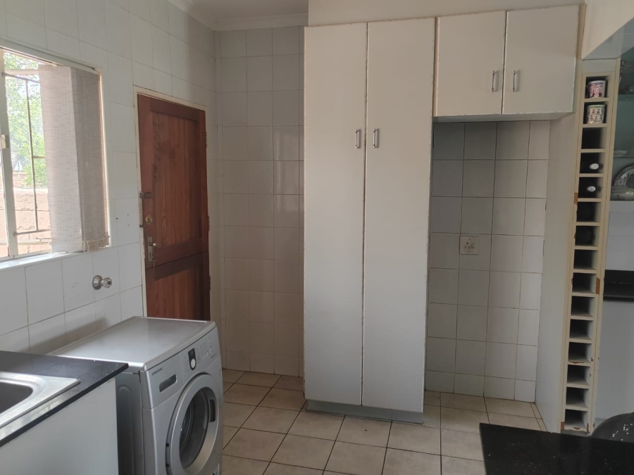 5 Bedroom Property for Sale in Norkem Park Gauteng