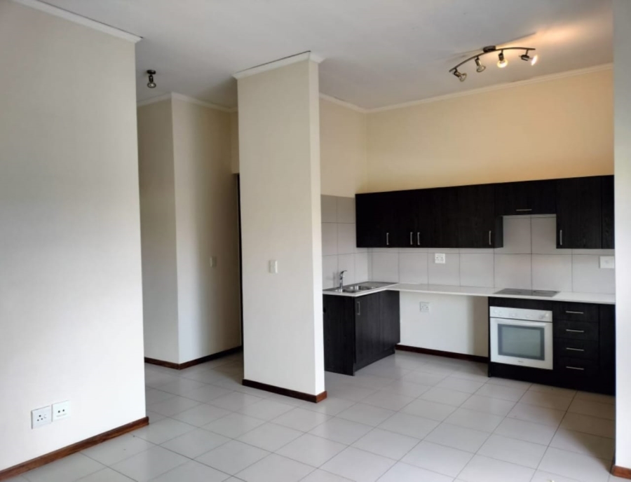 To Let 2 Bedroom Property for Rent in Jackal Creek Golf Estate Gauteng