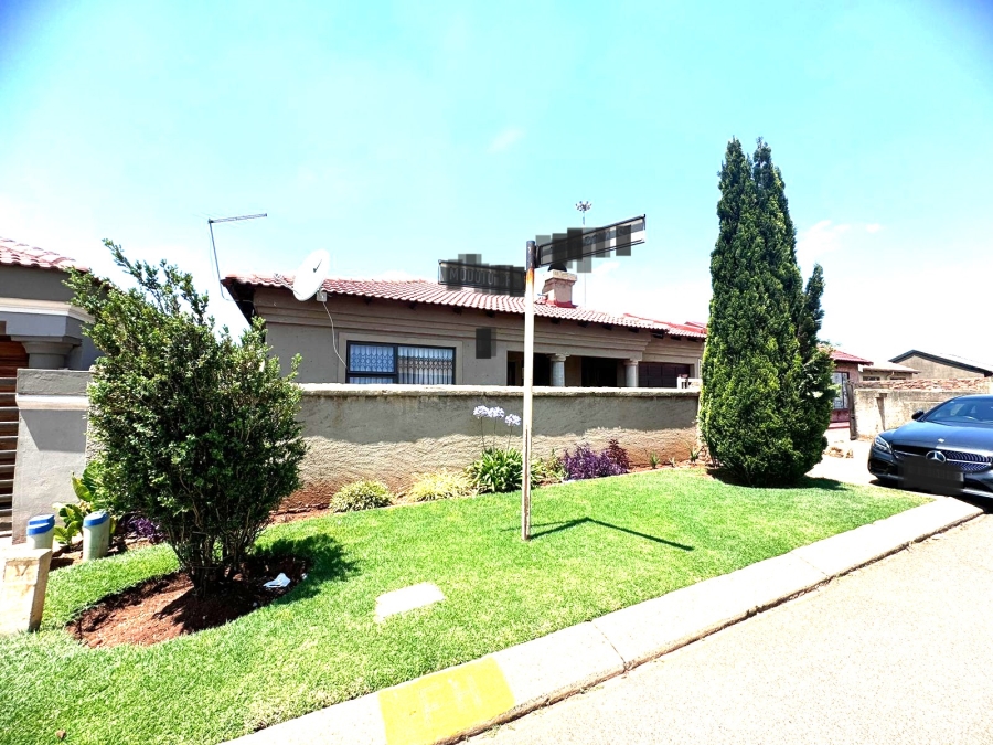 3 Bedroom Property for Sale in Vosloorus Ext 25 Gauteng