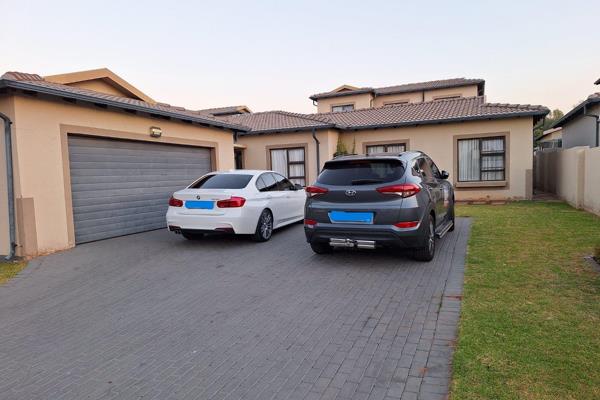 4 Bedroom Property for Sale in Amandasig Gauteng