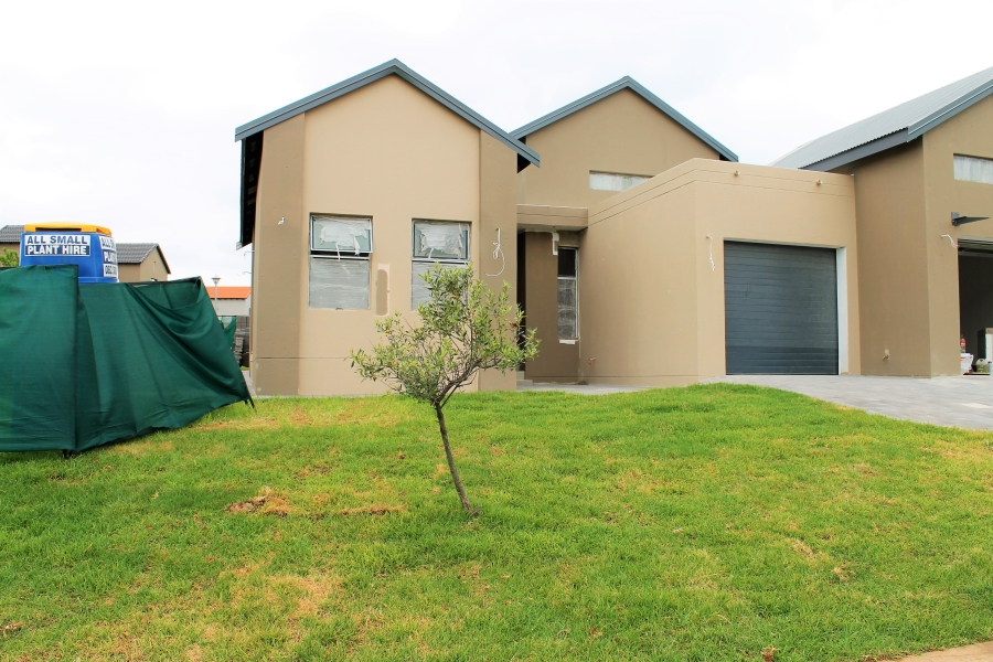 3 Bedroom Property for Sale in Copperleaf Estate Gauteng