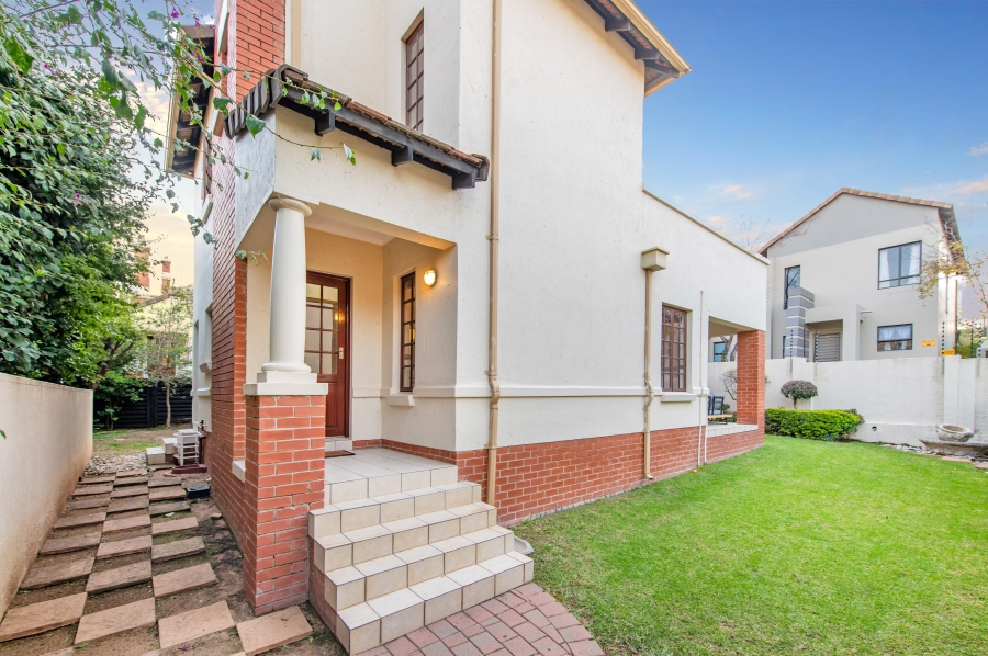 3 Bedroom Property for Sale in Lonehill Gauteng