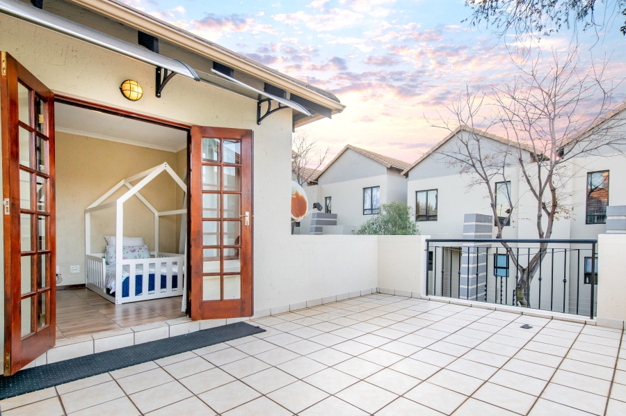 3 Bedroom Property for Sale in Lonehill Gauteng