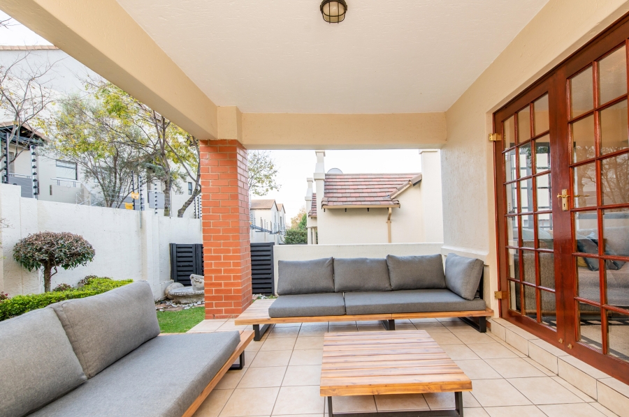 3 Bedroom Property for Sale in Lonehill Gauteng