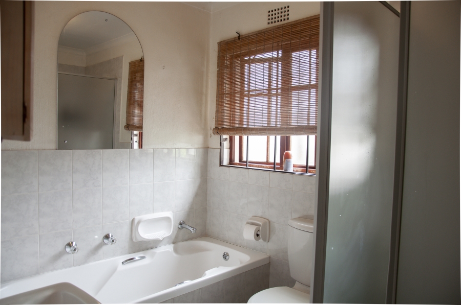 2 Bedroom Property for Sale in Halfway Gardens Gauteng