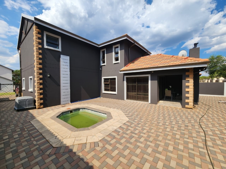 3 Bedroom Property for Sale in Montana Gauteng