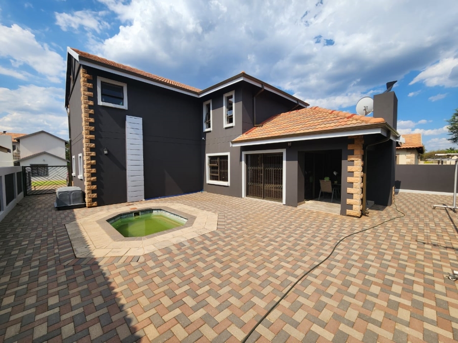 3 Bedroom Property for Sale in Montana Gauteng