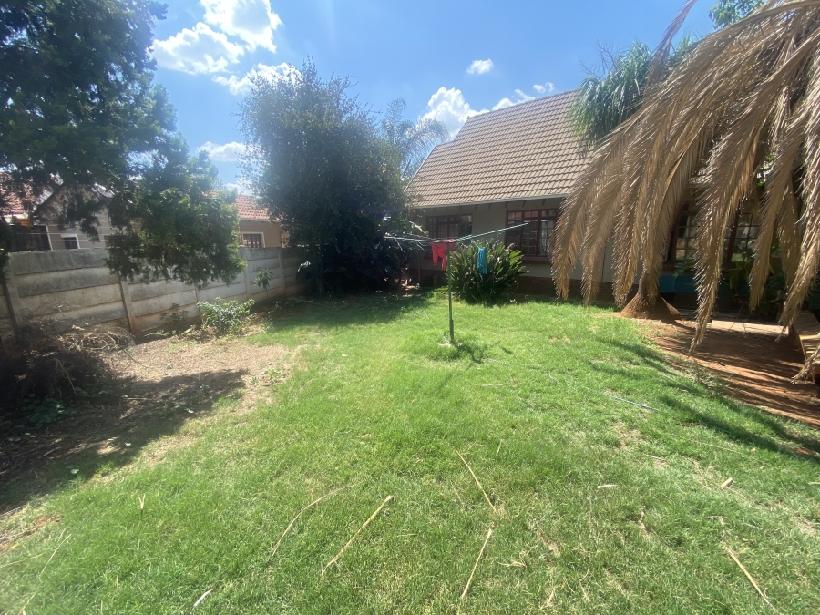 To Let 3 Bedroom Property for Rent in Equestria Gauteng