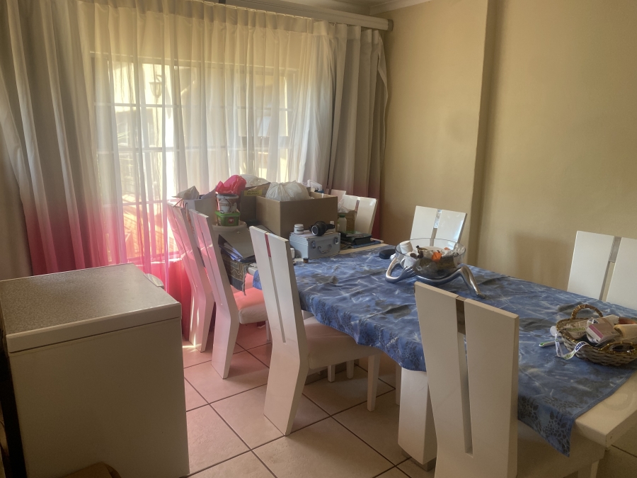 To Let 3 Bedroom Property for Rent in Equestria Gauteng