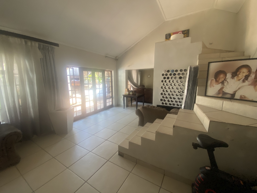 To Let 3 Bedroom Property for Rent in Equestria Gauteng