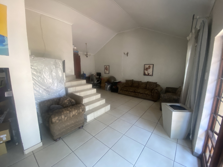 To Let 3 Bedroom Property for Rent in Equestria Gauteng