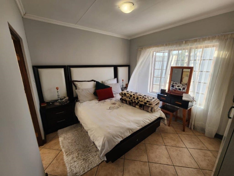 2 Bedroom Property for Sale in Montana Gauteng