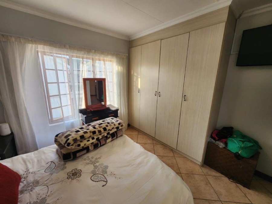 2 Bedroom Property for Sale in Montana Gauteng