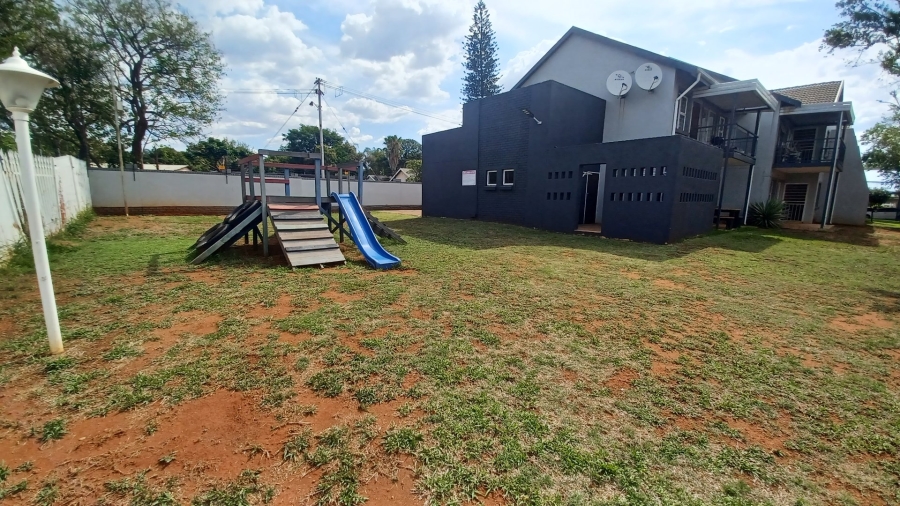 1 Bedroom Property for Sale in Annlin Gauteng