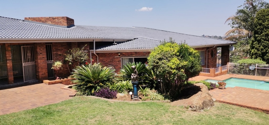 3 Bedroom Property for Sale in Bassonia Gauteng