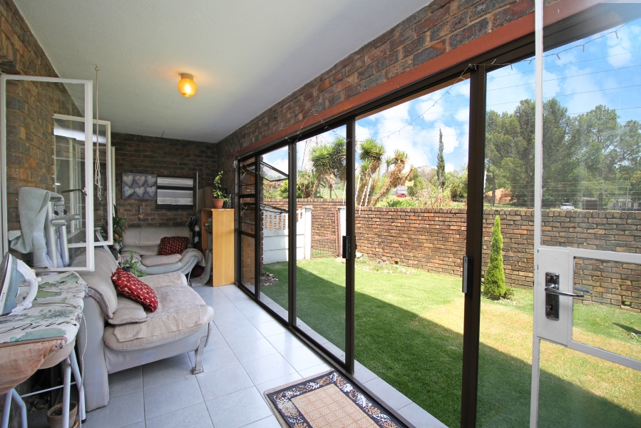 2 Bedroom Property for Sale in Northcliff Gauteng