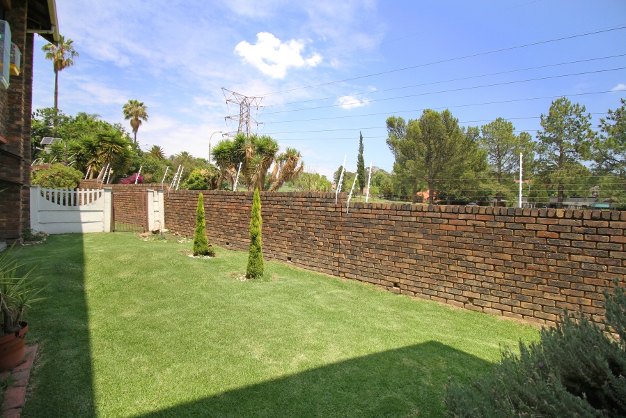 2 Bedroom Property for Sale in Northcliff Gauteng