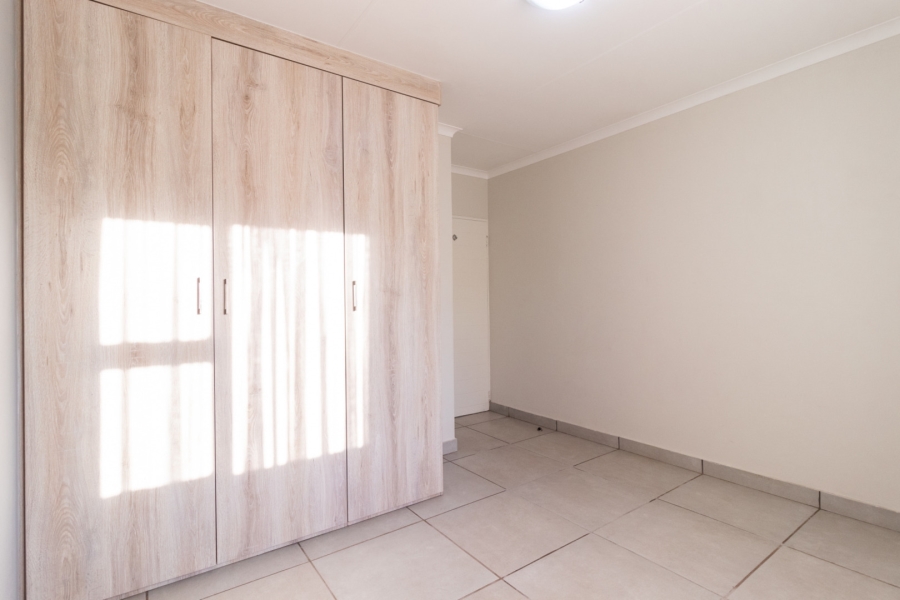 3 Bedroom Property for Sale in Goedeburg Gauteng