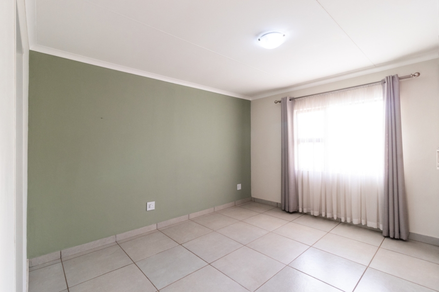 3 Bedroom Property for Sale in Goedeburg Gauteng