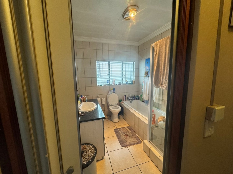 3 Bedroom Property for Sale in Bedfordview Gauteng