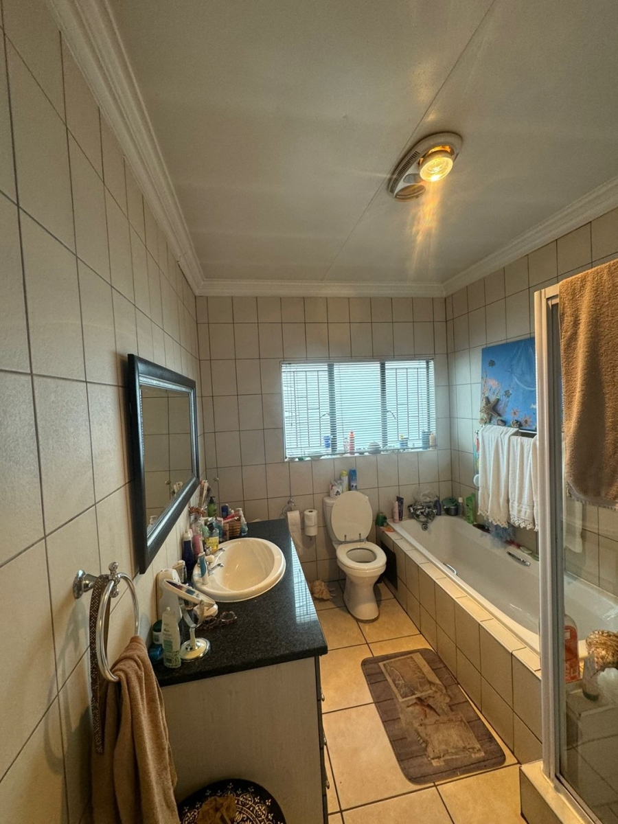 3 Bedroom Property for Sale in Bedfordview Gauteng