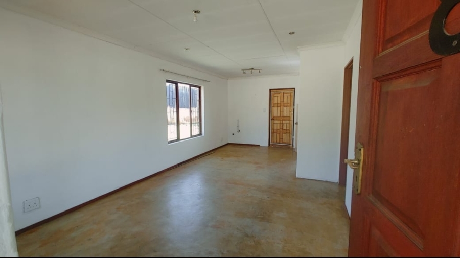 To Let 1 Bedroom Property for Rent in Austinview Gauteng