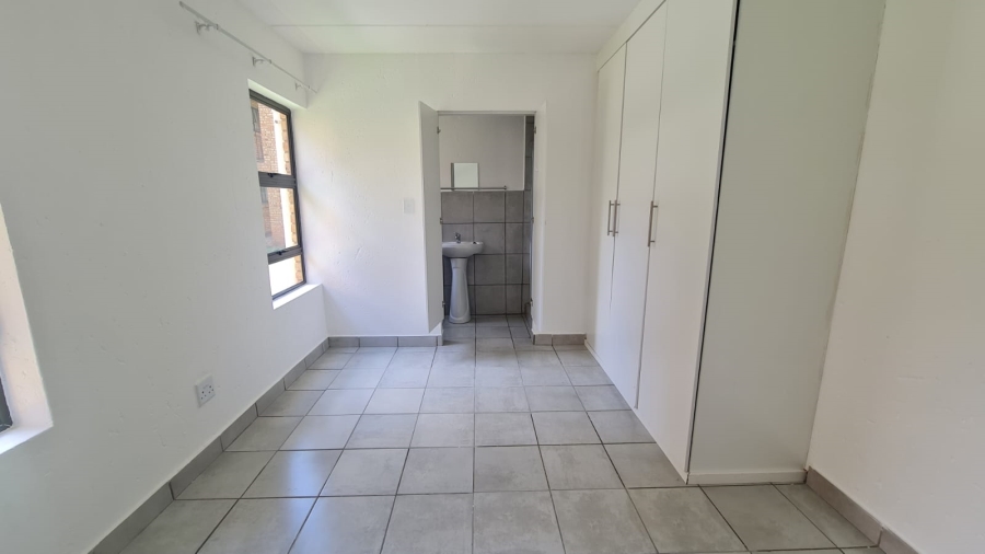 To Let 2 Bedroom Property for Rent in Princess A H Gauteng