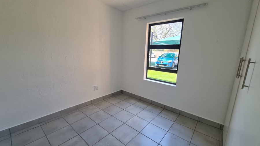 To Let 2 Bedroom Property for Rent in Princess A H Gauteng