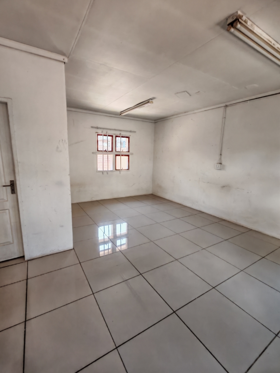 To Let 1 Bedroom Property for Rent in Valhalla Gauteng