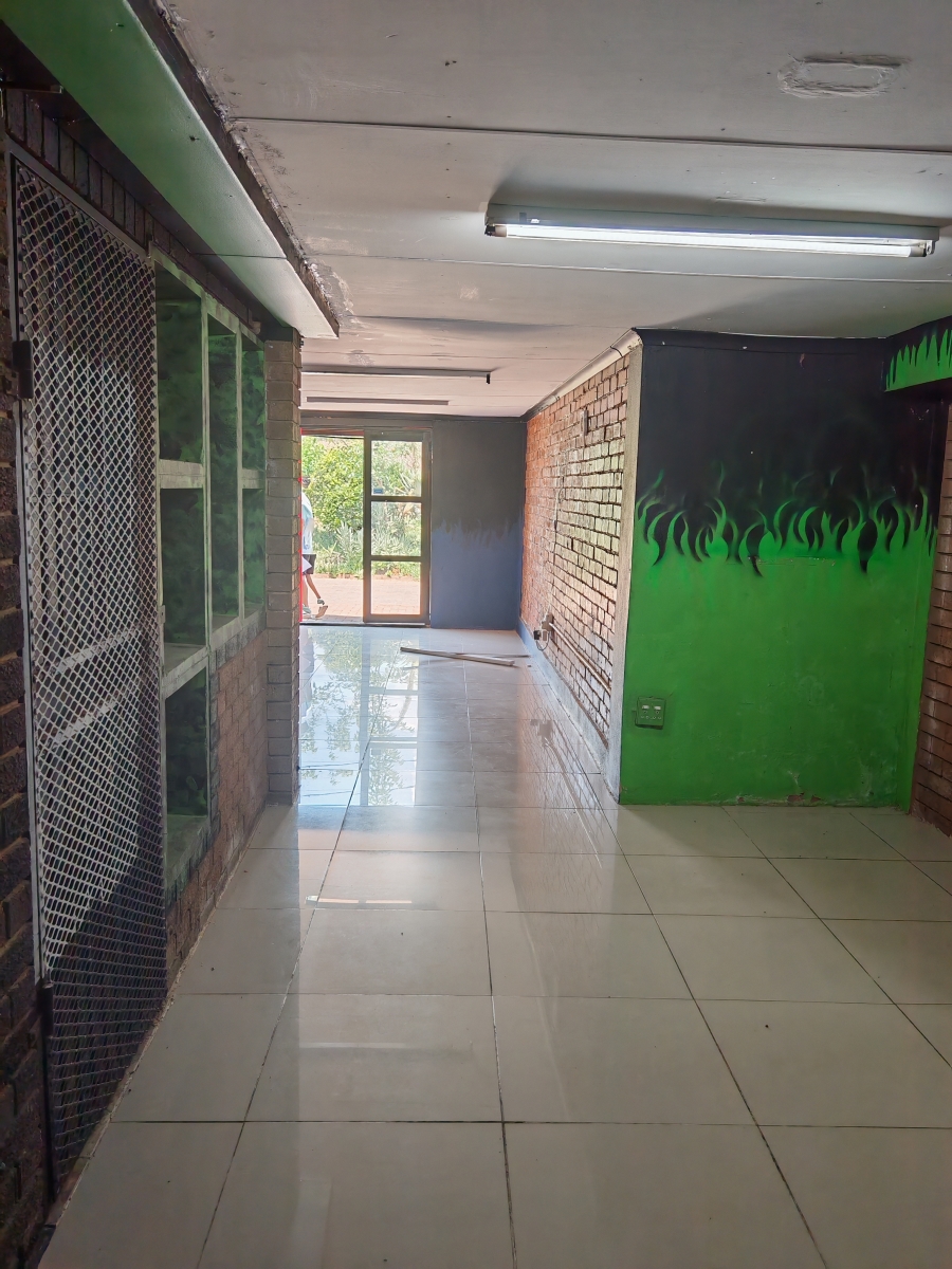 To Let commercial Property for Rent in Valhalla Gauteng