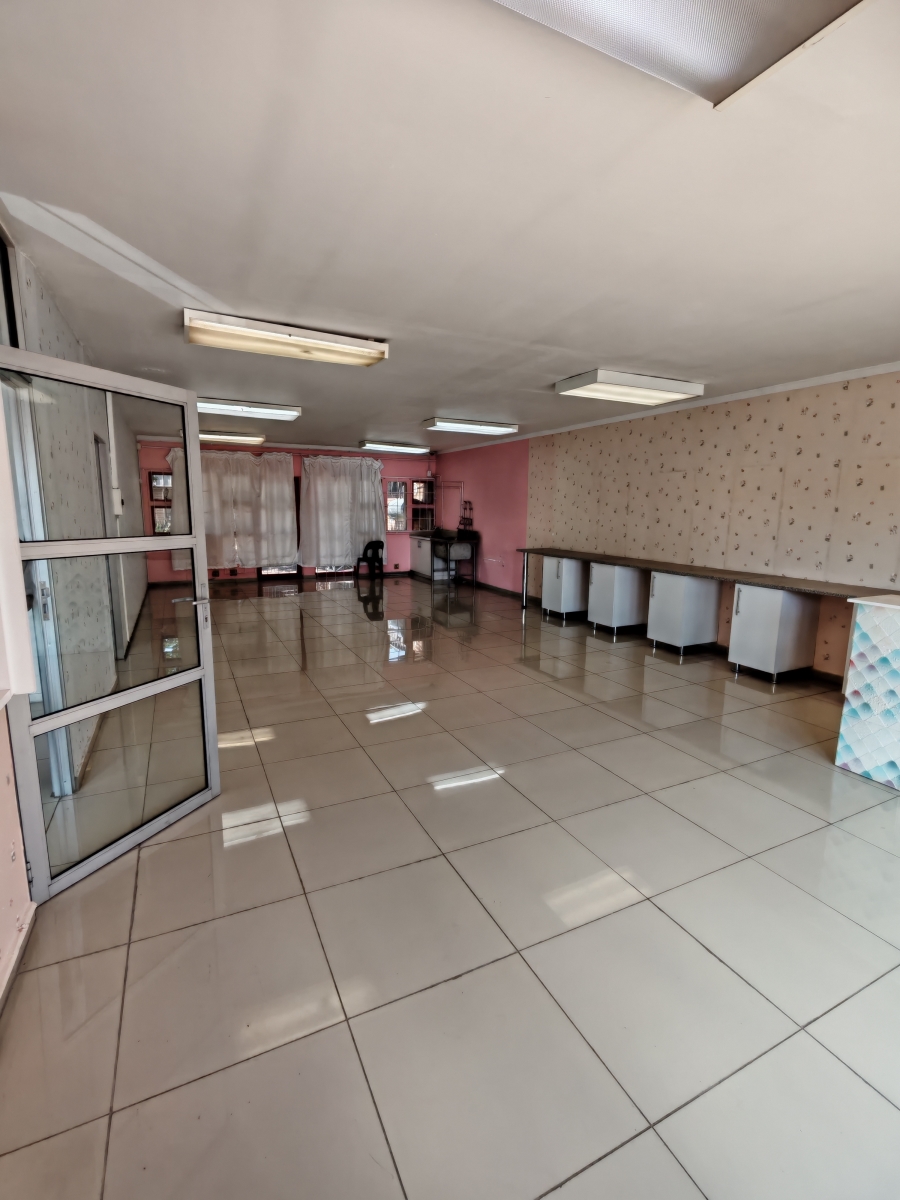 To Let commercial Property for Rent in Valhalla Gauteng