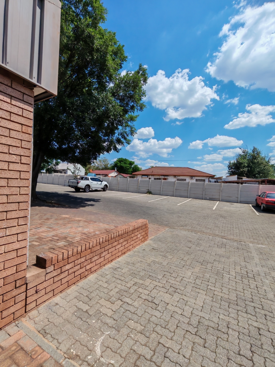 To Let commercial Property for Rent in Valhalla Gauteng