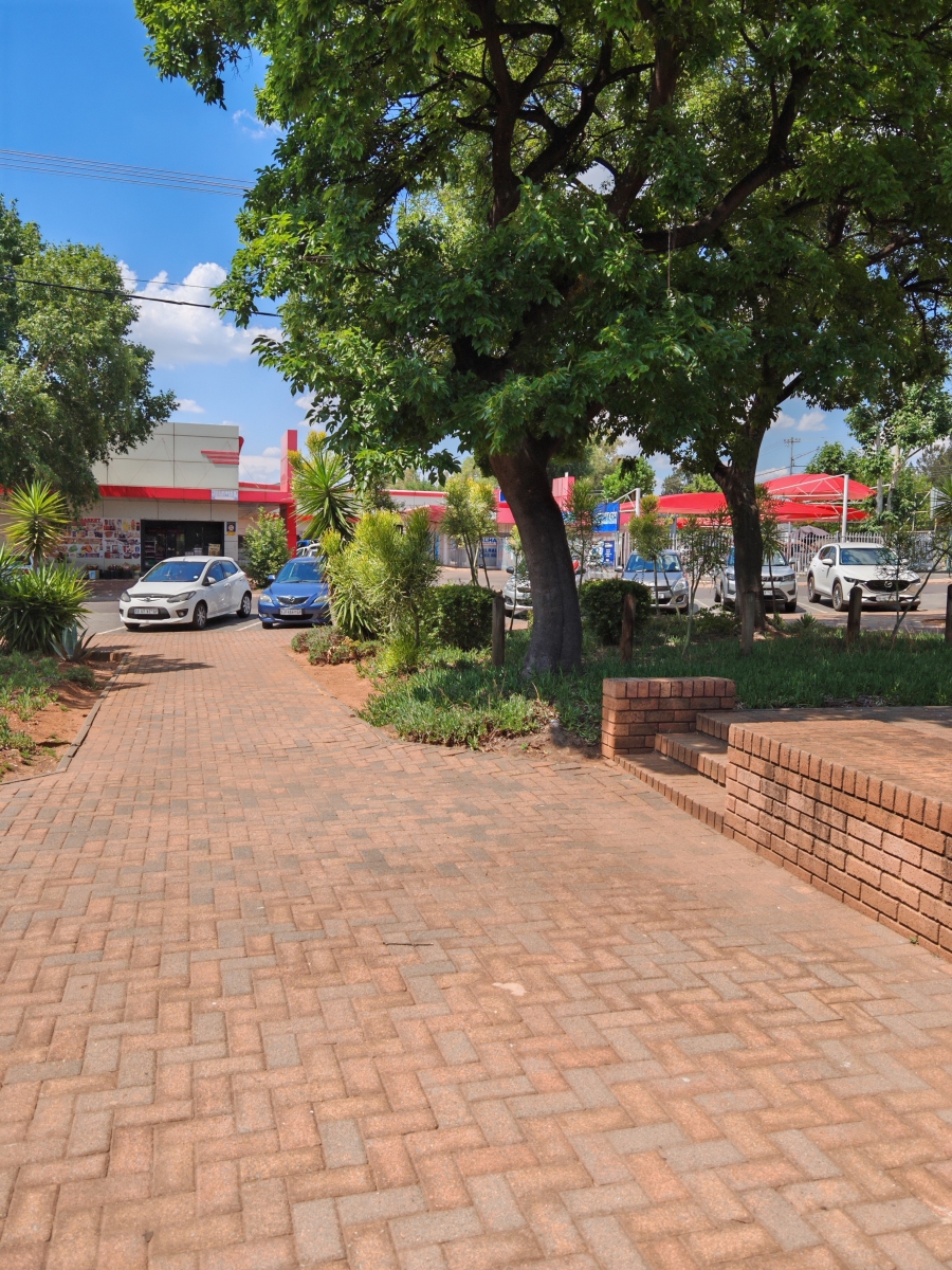 To Let commercial Property for Rent in Valhalla Gauteng