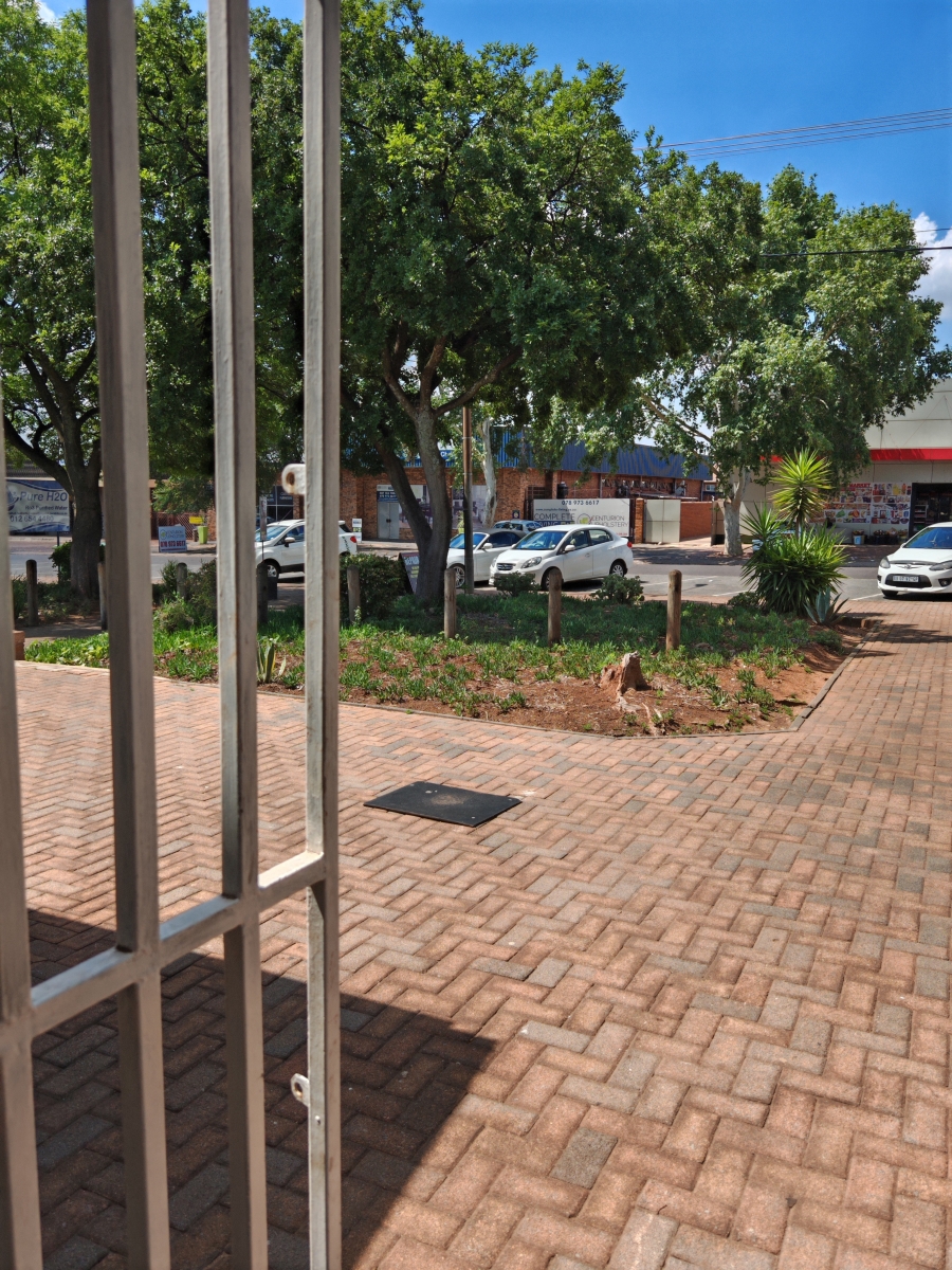 To Let commercial Property for Rent in Valhalla Gauteng