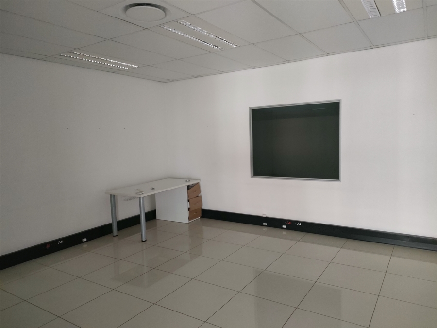 To Let commercial Property for Rent in North Riding Gauteng