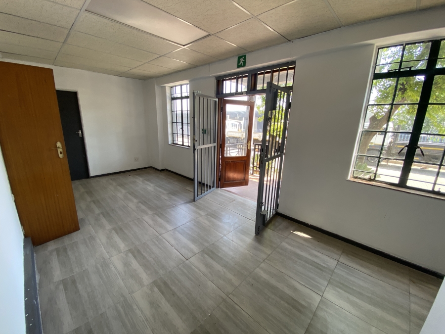 To Let commercial Property for Rent in Halfway House Gauteng