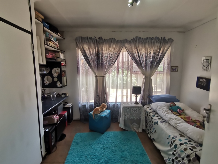 3 Bedroom Property for Sale in Mayberry Park Gauteng