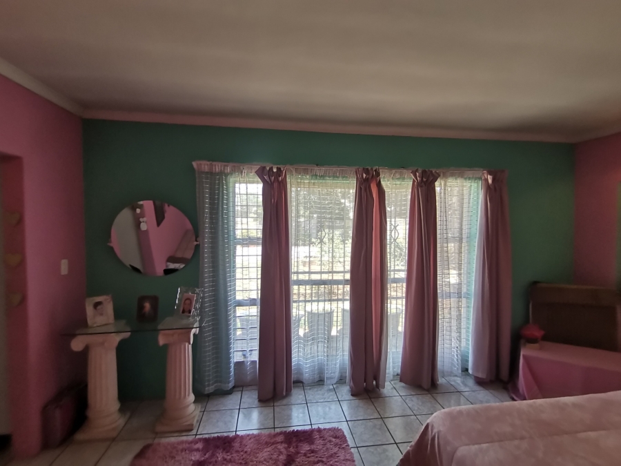 3 Bedroom Property for Sale in Mayberry Park Gauteng