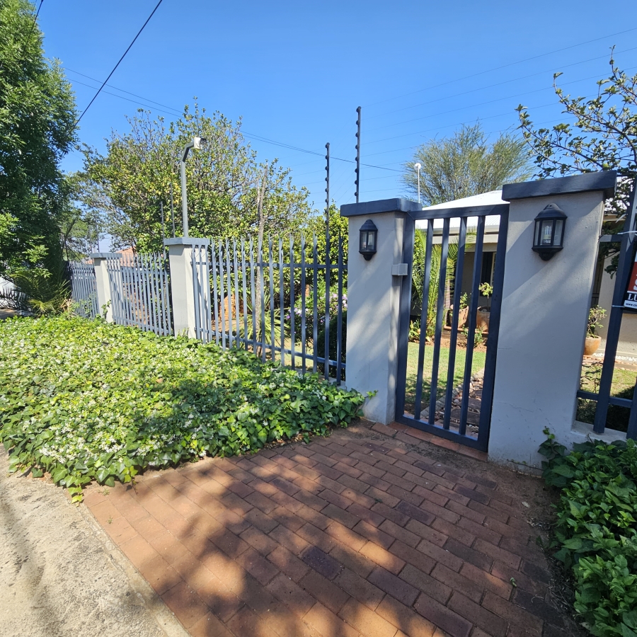 4 Bedroom Property for Sale in Solheim Gauteng