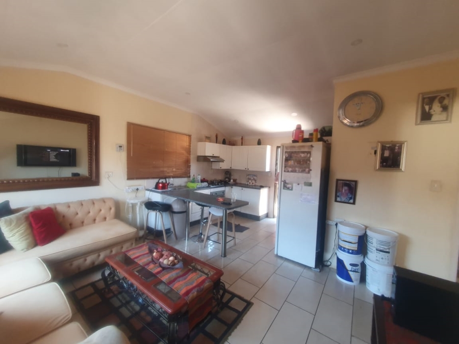 2 Bedroom Property for Sale in Bram Fischerville Gauteng