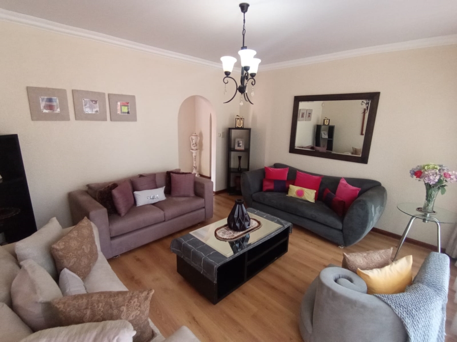 4 Bedroom Property for Sale in Three Rivers East Gauteng