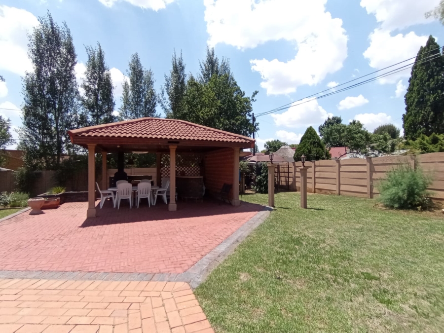 4 Bedroom Property for Sale in Three Rivers East Gauteng