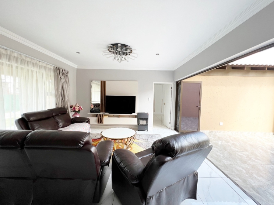 4 Bedroom Property for Sale in Savannah Country Estate Gauteng