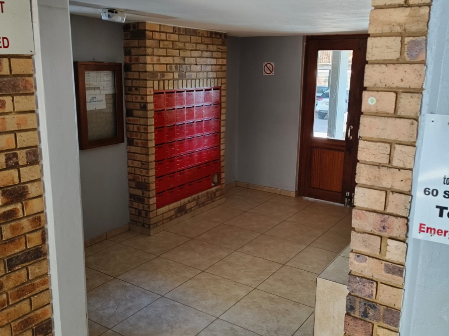 2 Bedroom Property for Sale in Silverton Gauteng