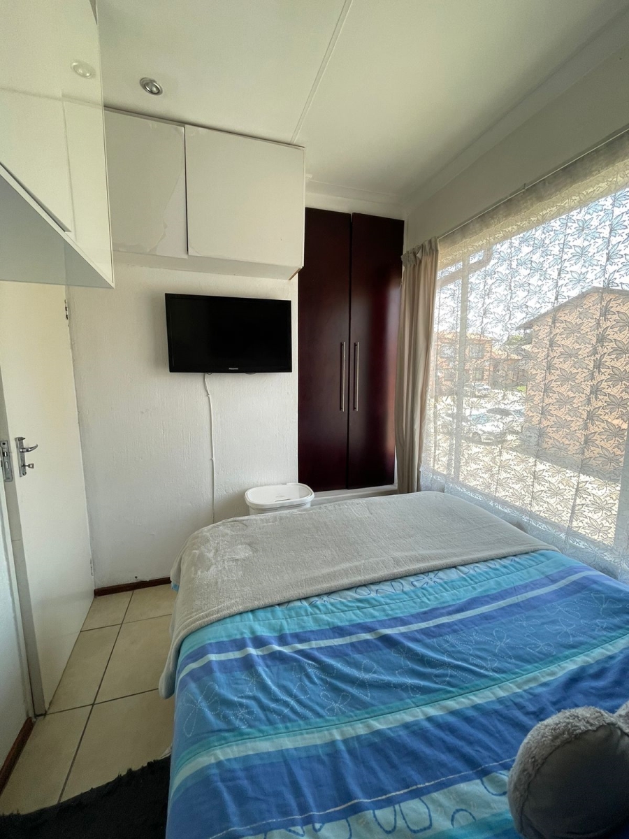 2 Bedroom Property for Sale in Bramley View Gauteng