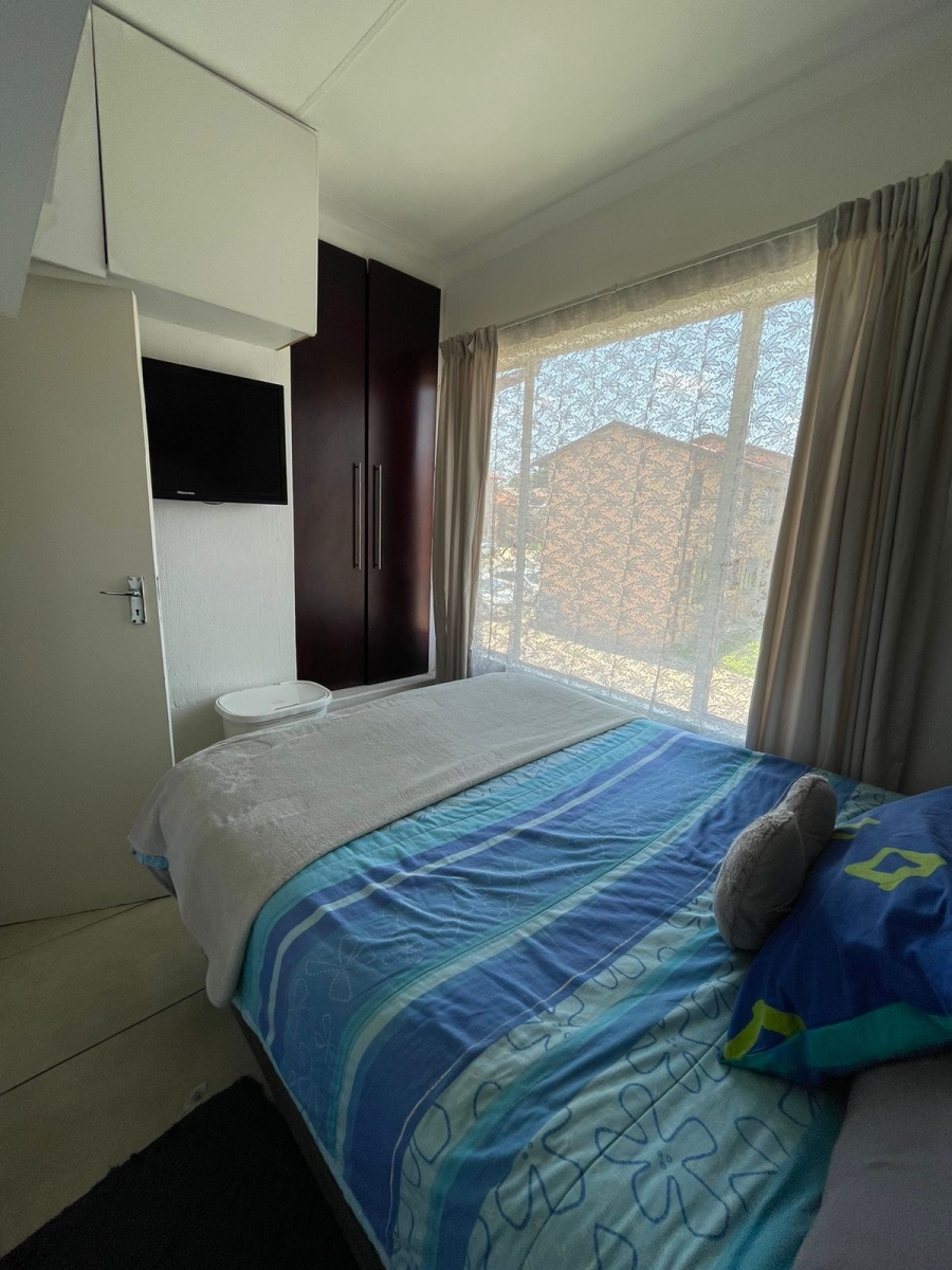 2 Bedroom Property for Sale in Bramley View Gauteng