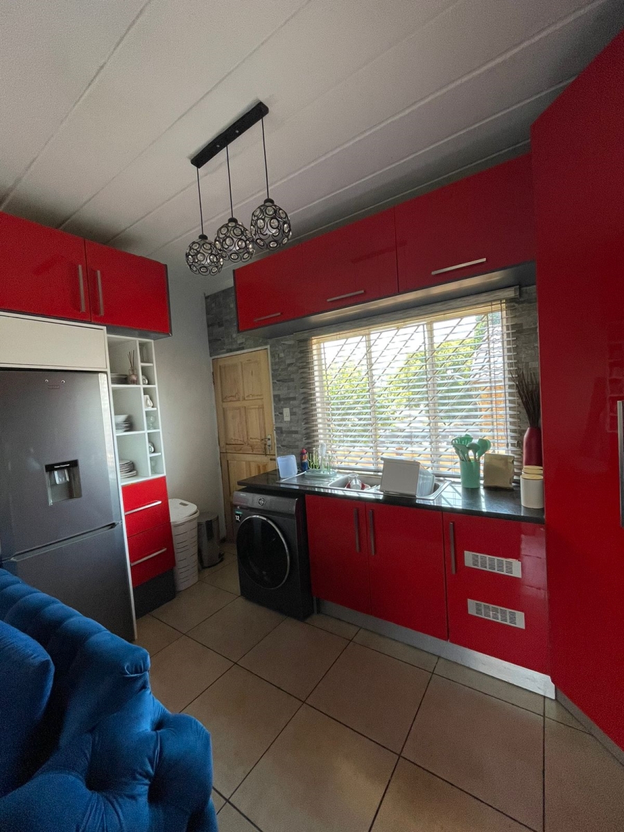 2 Bedroom Property for Sale in Bramley View Gauteng